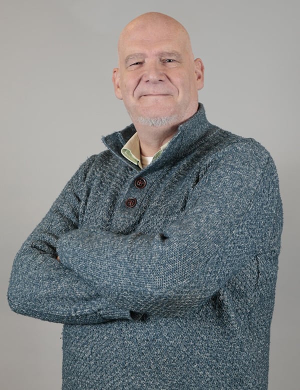 Mannelijk model met kaal hoofd John