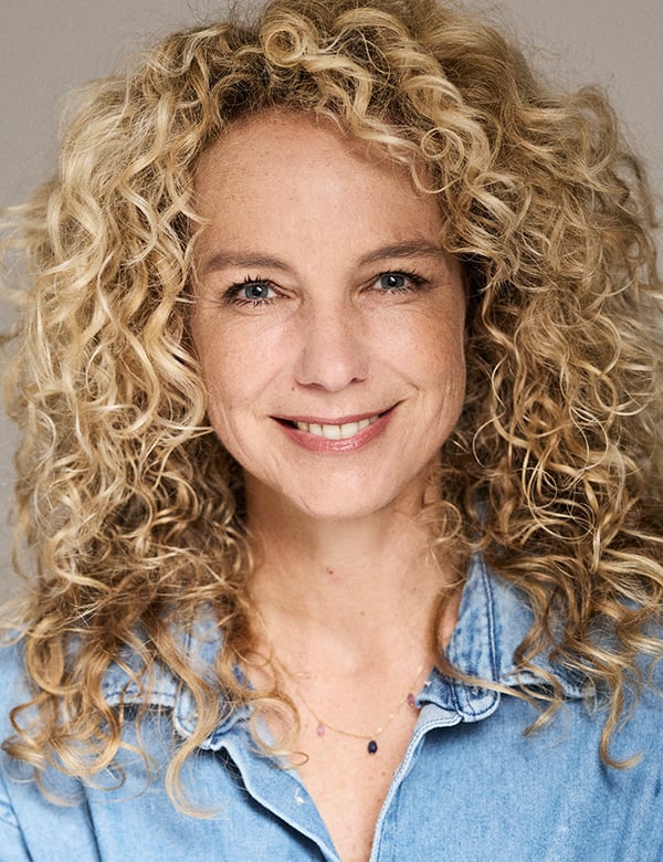 Vrouwelijk model met blond haar Judith M.