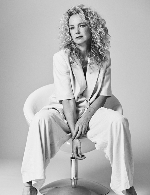 Vrouwelijk model met blond haar Judith M.