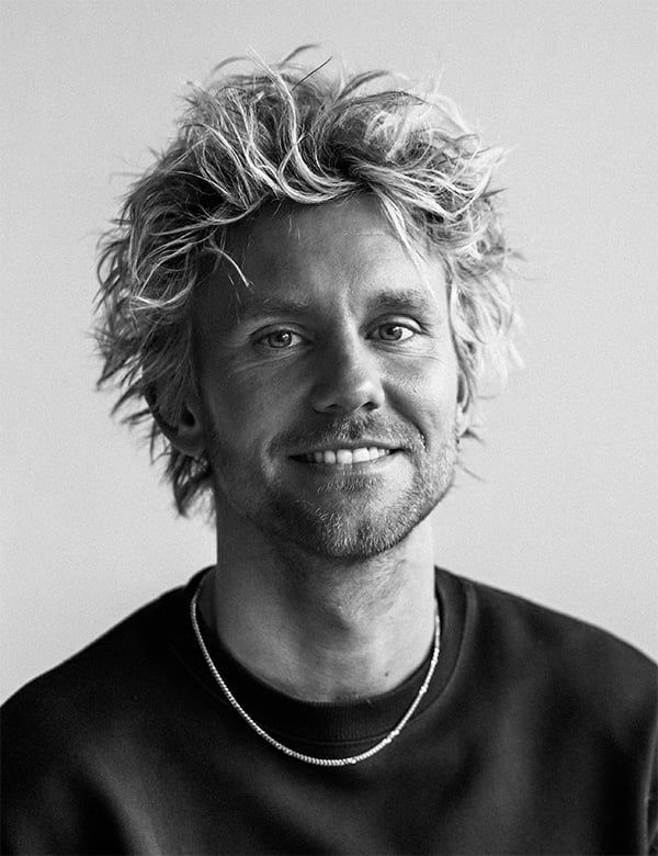 Mannelijk model met blond haar Koen Br.