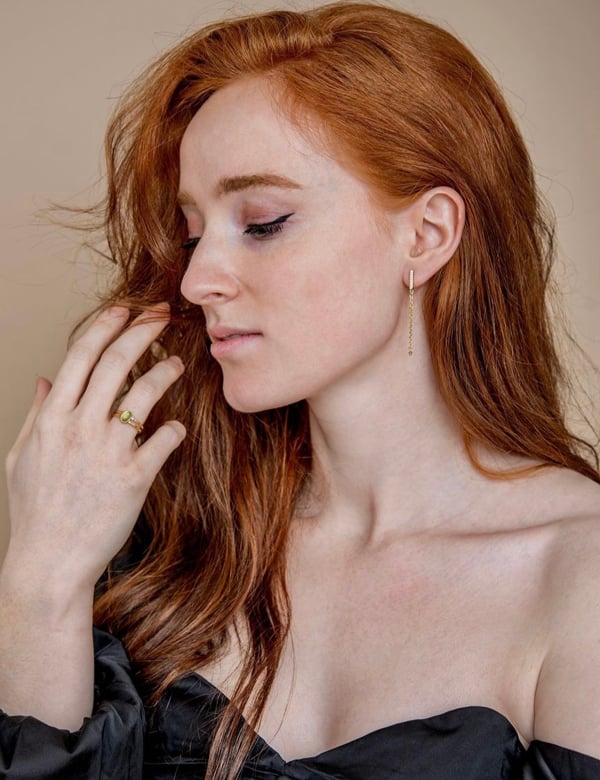 Vrouwelijk model met rood haar Lindsey K.