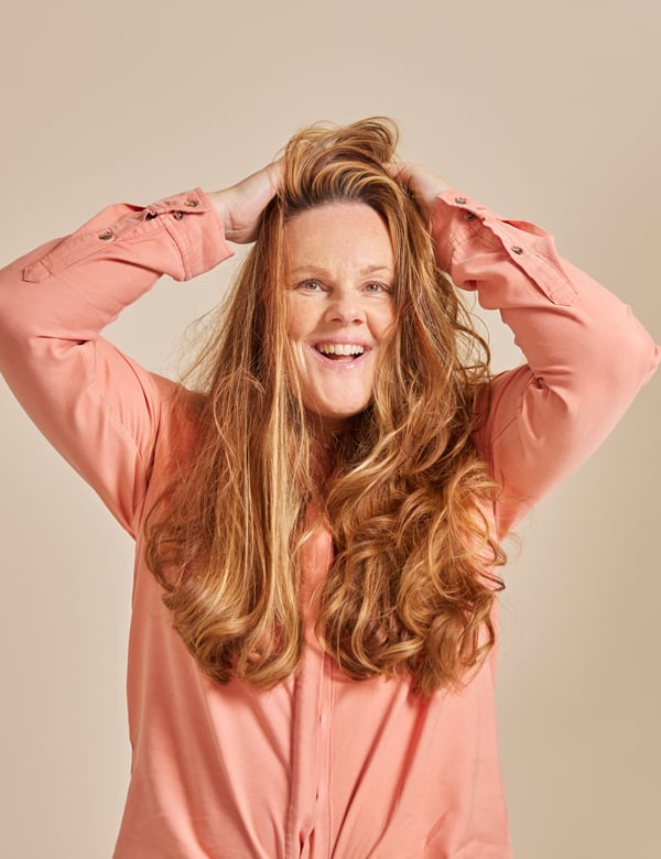 Maaike H. is een vrouwelijk model met donkerblond haar
