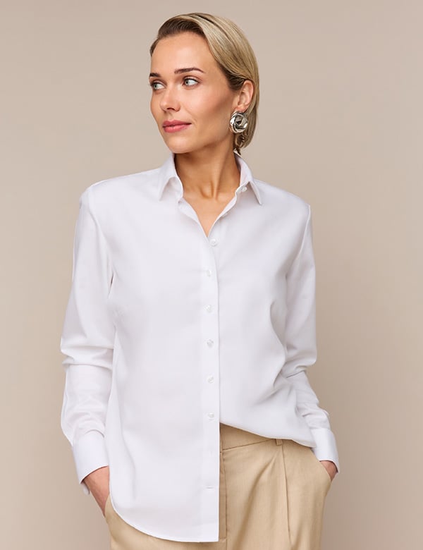 vrouwelijk model met blond haar Amber R.