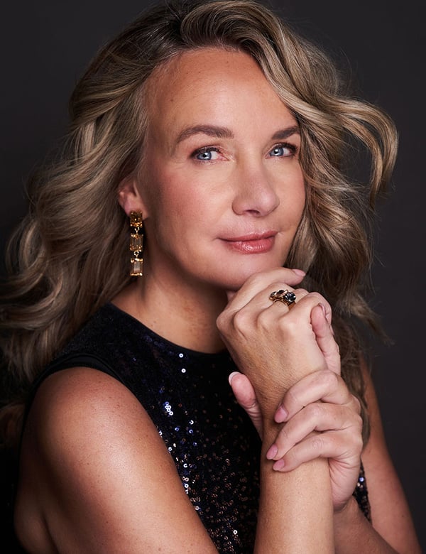 Vrouwelijk model met lang blond haar Danielle B.