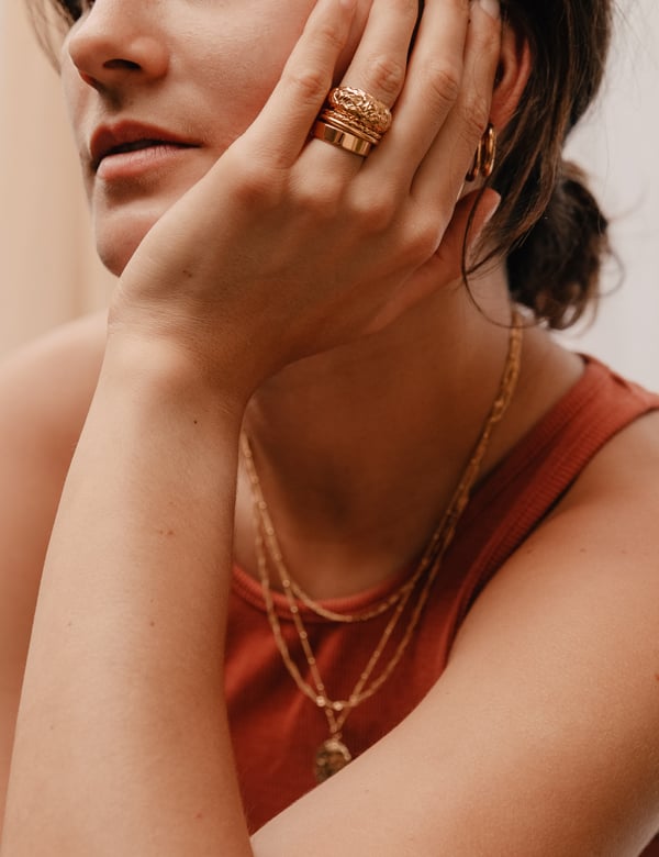 Vrouwelijk model met bruin haar Jolien K.