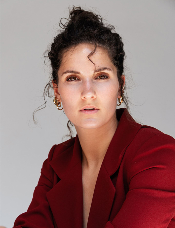 Vrouwelijk model met bruin haar Jolien K.