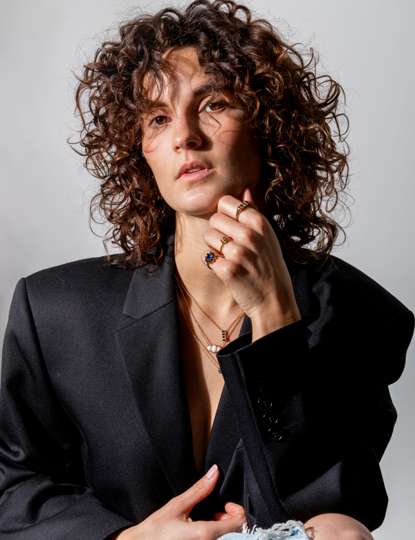 Vrouwelijk model met bruin haar Jolien K.