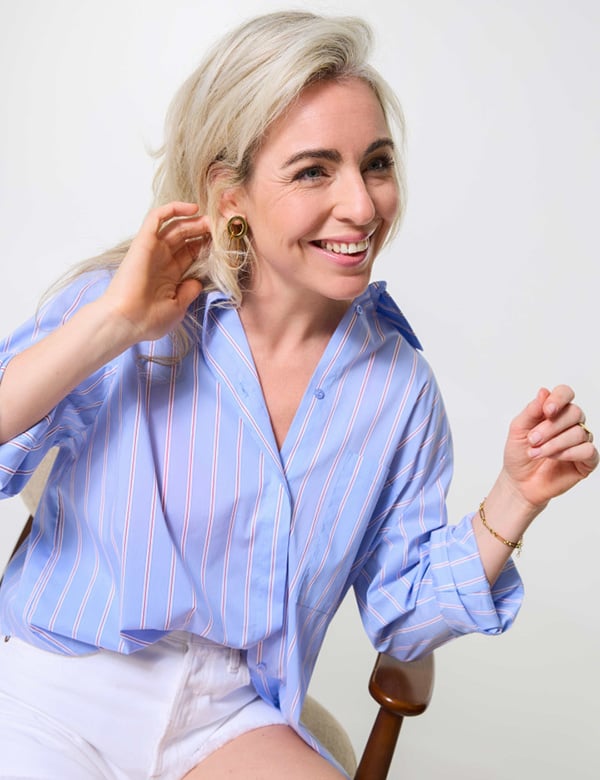 Vrouwelijk model met blond haar Vienne B.