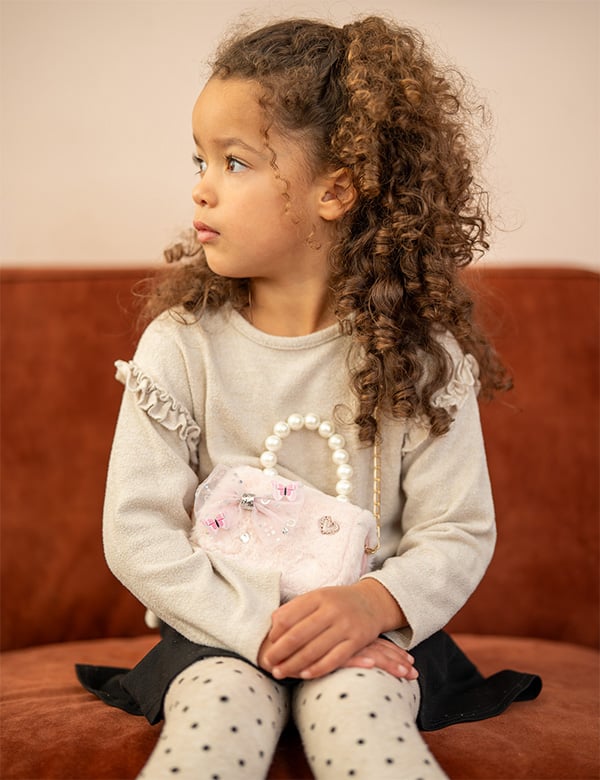 Kindermodel met donkerbruin haar Joëlle F.