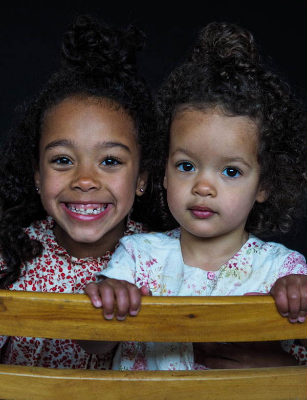 Kindermodel met donkerbruin haar Joëlle F.
