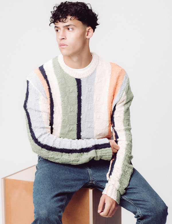 Mannelijk model met bruin haar Maliek