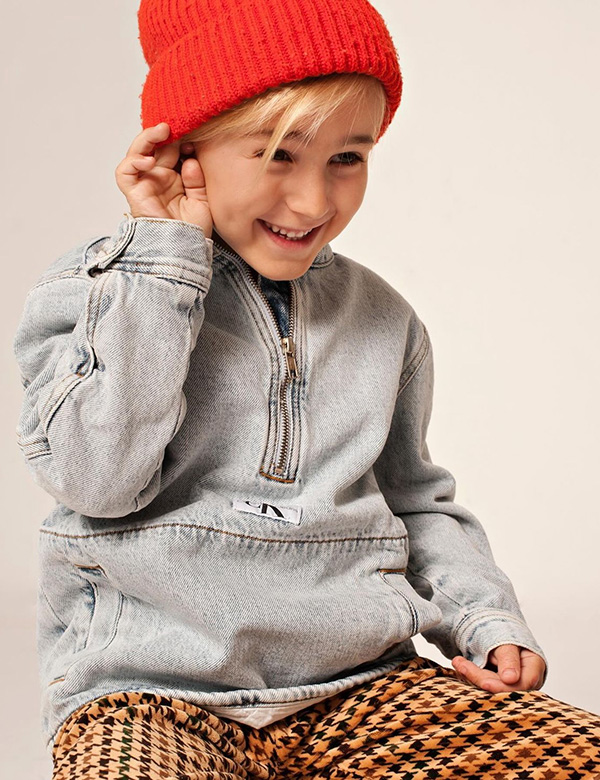 Kindermodel met blond haar James K.