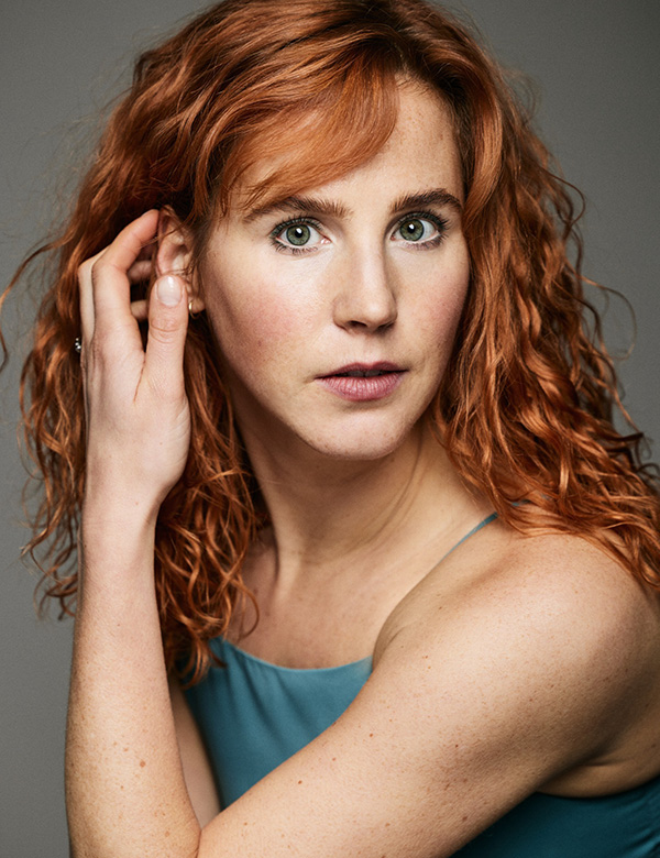 Vrouwelijk model met rood haar Sanne
