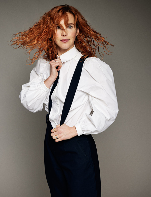 Vrouwelijk model met rood haar Sanne
