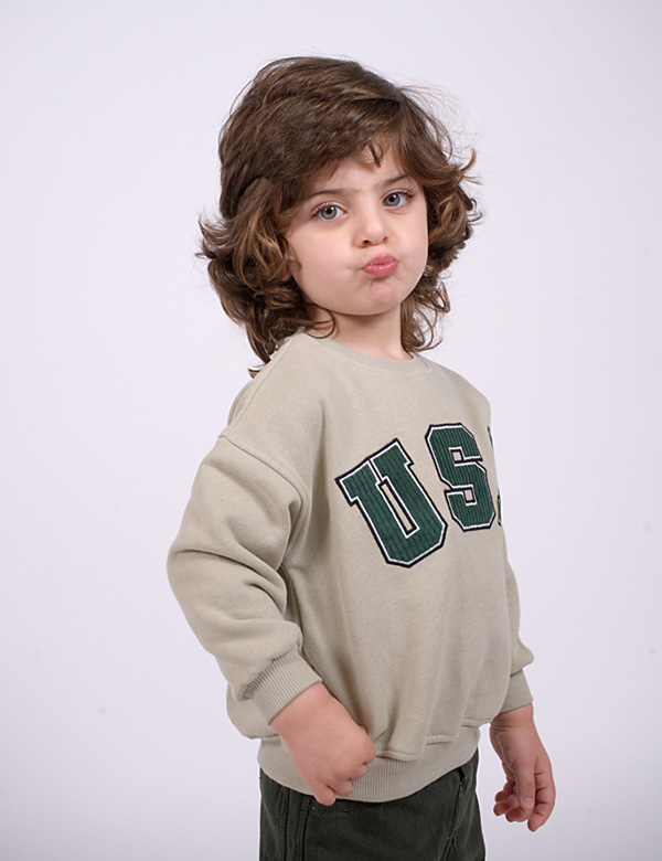 Kindermodel met blauwe ogen Ibrahim