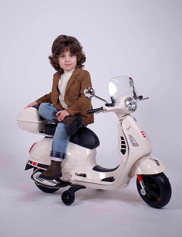 Kindermodel met blauwe ogen Ibrahim