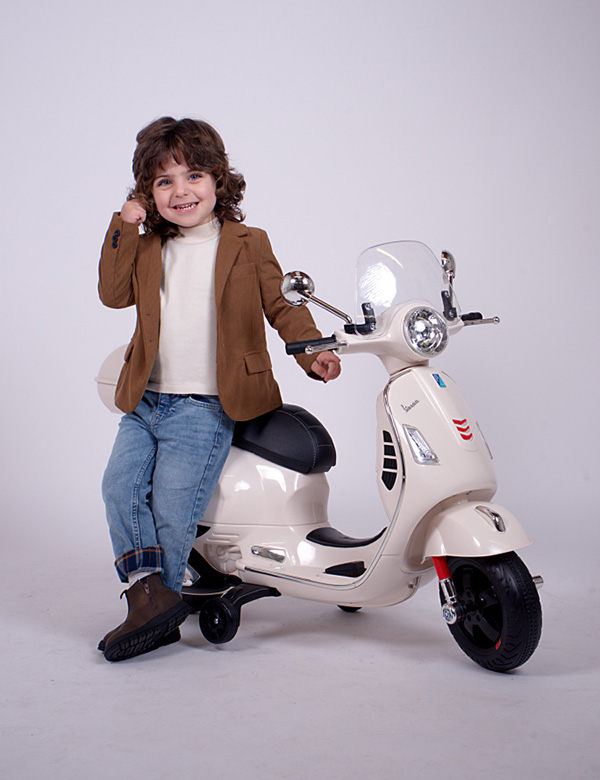 Kindermodel met blauwe ogen Ibrahim