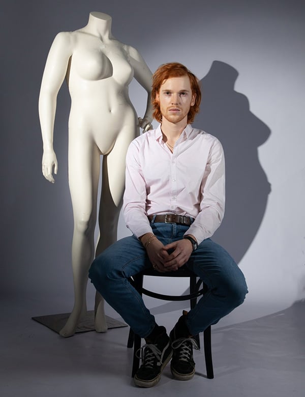 Mannelijk model met rood haar Sybren.