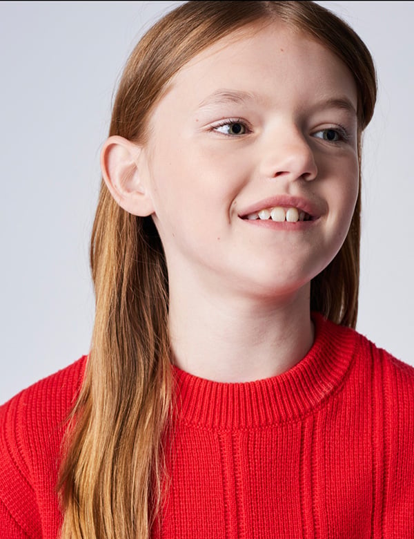 Kindermodel met rossig haar Amy
