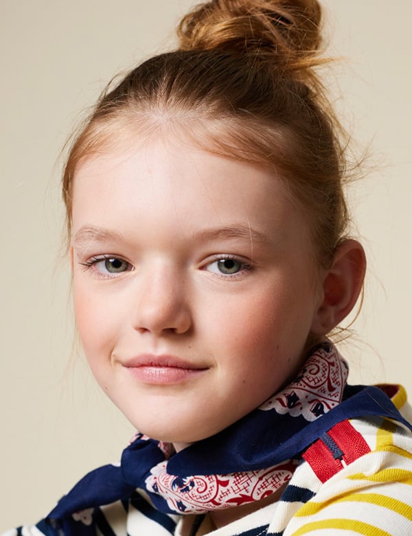 Kindermodel met rossig haar amy
