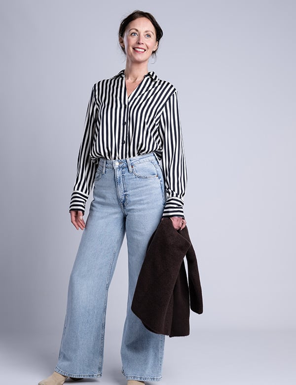 Vrouwelijk model met bond/bruin haar met blauwe ogen Fabienne M.