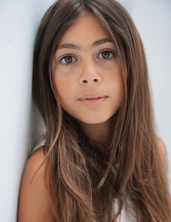 Kindermodel met bruin haar Jasmijn S