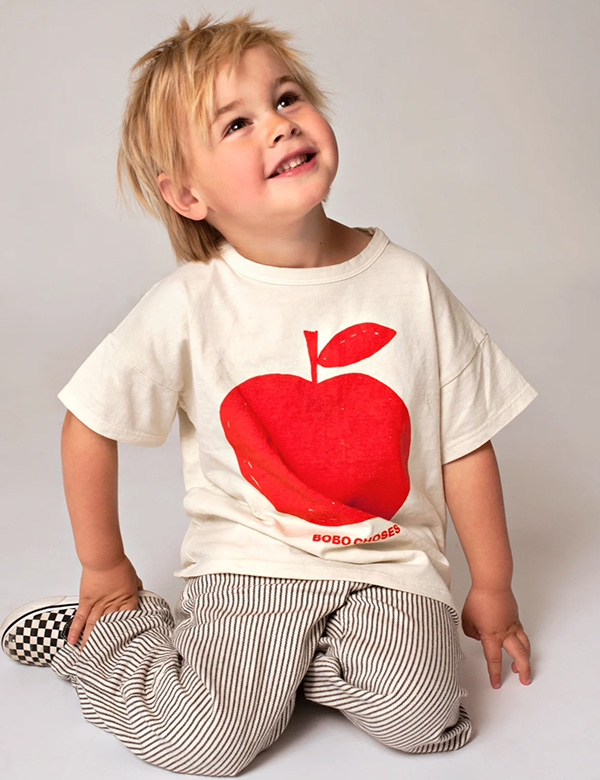 Kinderlijk model met lichtblond haar en bruine ogen Noah K.