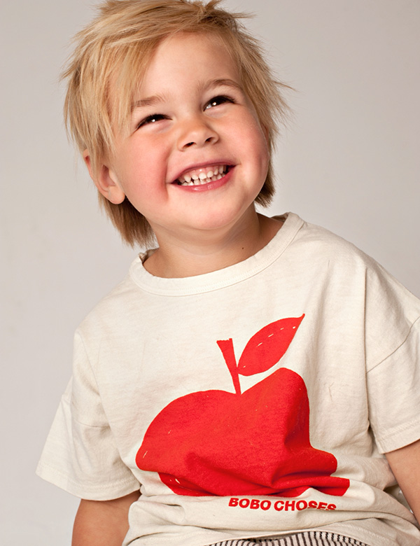 Kinderlijk model met lichtblond haar en bruine ogen Noah K.