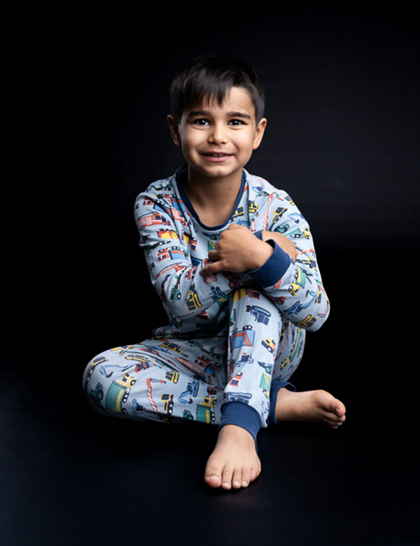 Kinderlijk model met bruin haar en bruine ogen Stan T.