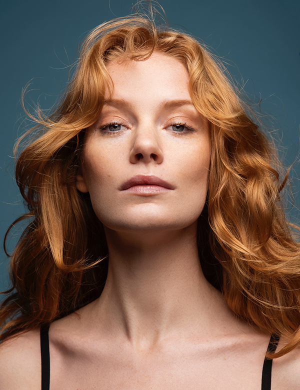 Vrouwelijk model Tina