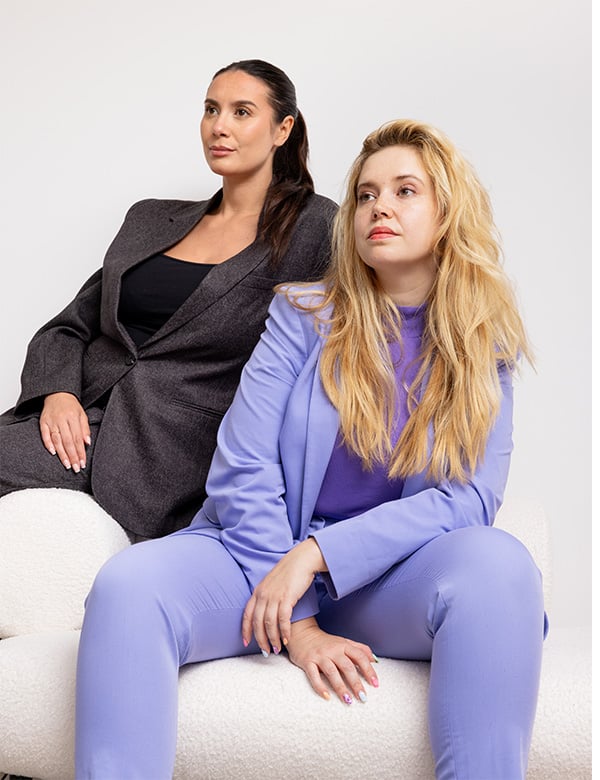 Vrouwelijk model met blond haar Estelle