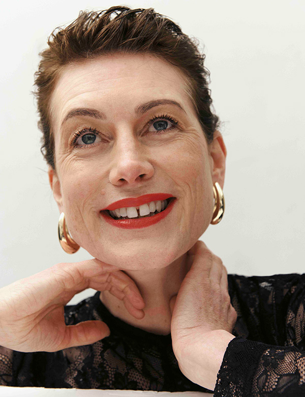 vrouwelijk model met rossig haar Lin H.