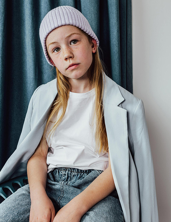 Kinderlijk model met blond/rossig haar en blauw-groene ogen Lise S.