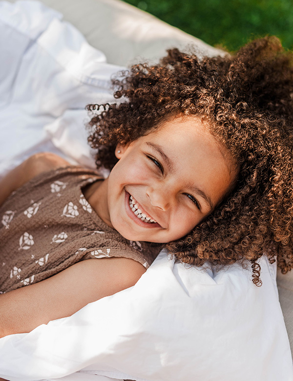 Kindermodel met donkerbruin haar Nadine G.