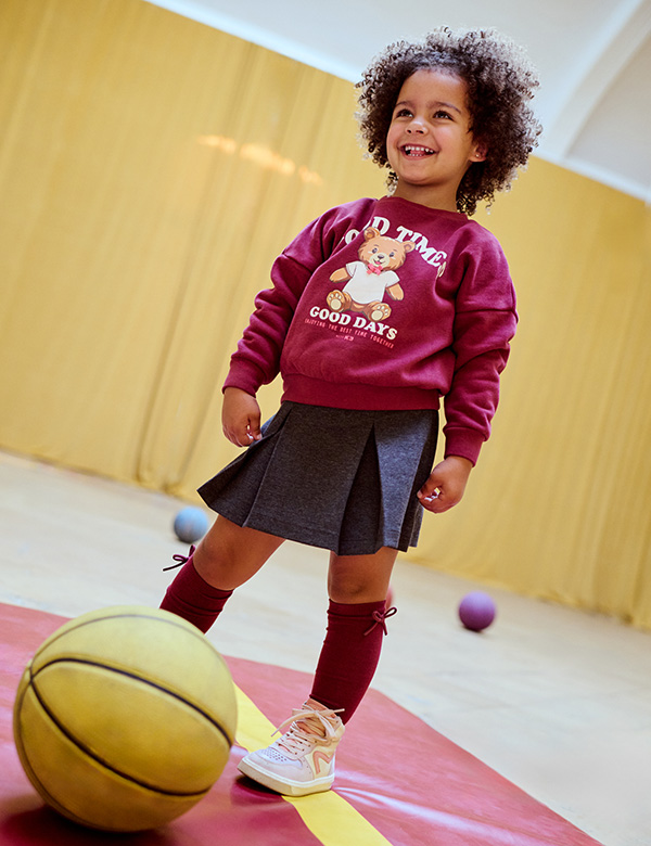 Kindermodel met donkerhaar Nadine