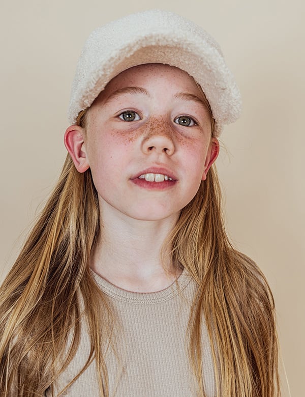 Kinderlijk model met blond/rossig haar en blauw-groene ogen Lise S.