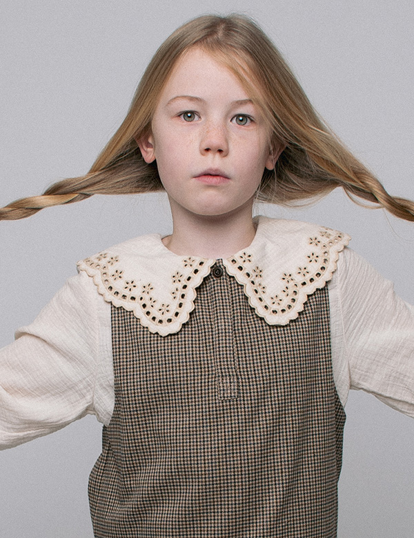 meisjes kindermodel met blond haar Lise S.