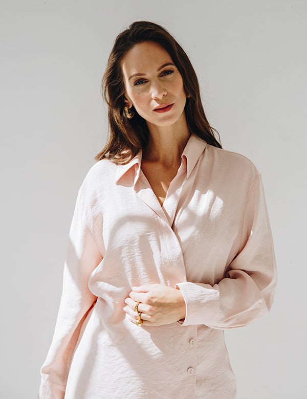 Vrouwelijk model met bruin haar Marlieke