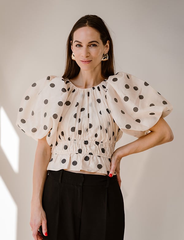 Vrouwelijk model met bruin haar Marlieke