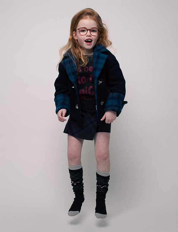 Kinderlijk model met rossig haar en blauw-groene ogen Mirthe S.