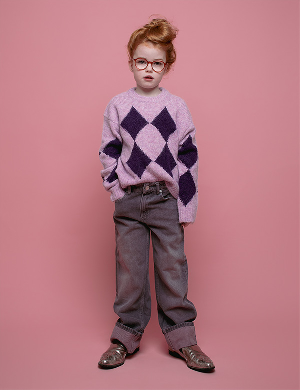 Kinderlijk model met rossig haar en blauw-groene ogen Mirthe S.