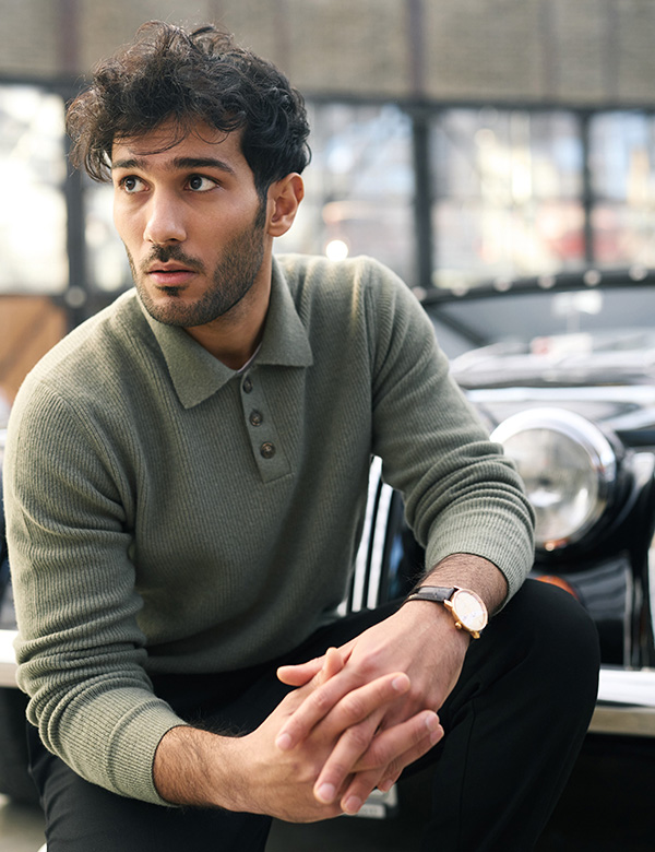 Mannelijk model met donker haar Radman