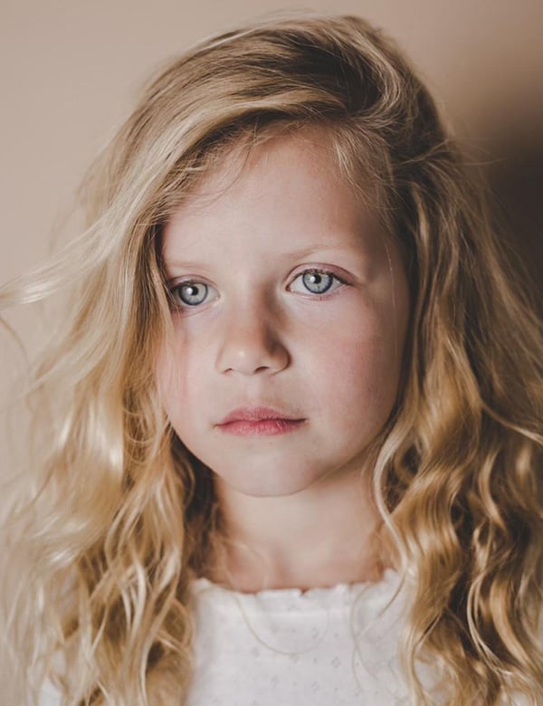 Kindermodel met blond haar Sophie O.