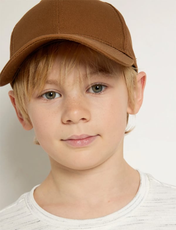 Kindermodel met blond haar Lars R.