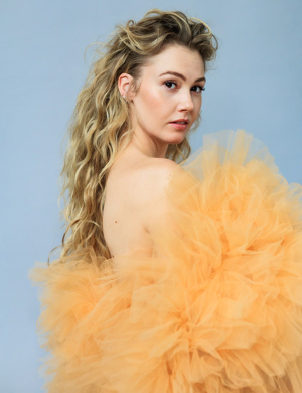 vrouwelijk model met blond haar Soraya G.