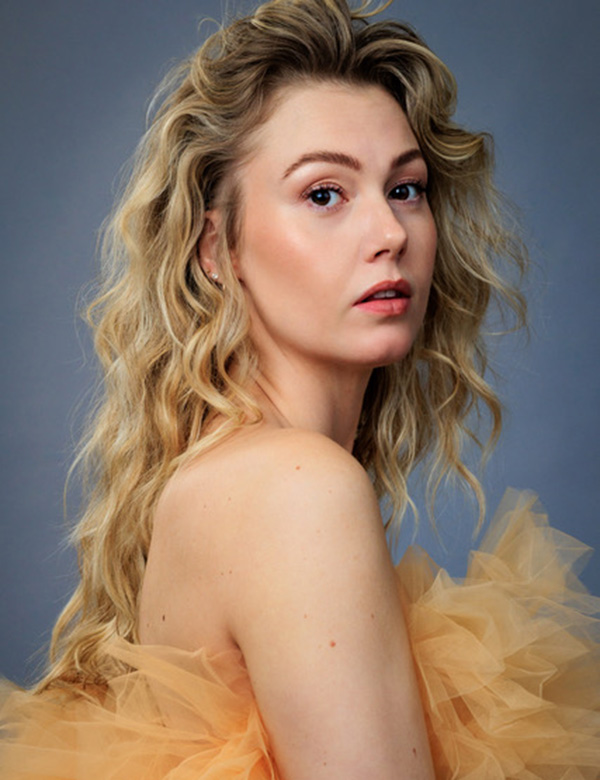 vrouwelijk model met blond haar Soraya G.