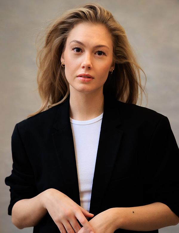 Vrouwelijk model met blond haar Soraya G.
