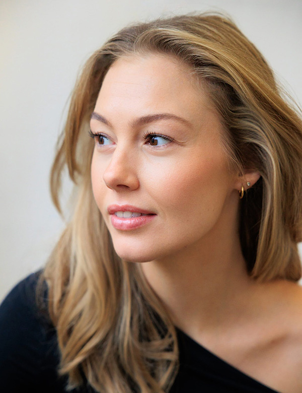 Vrouwelijk model met blond haar Soraya G.
