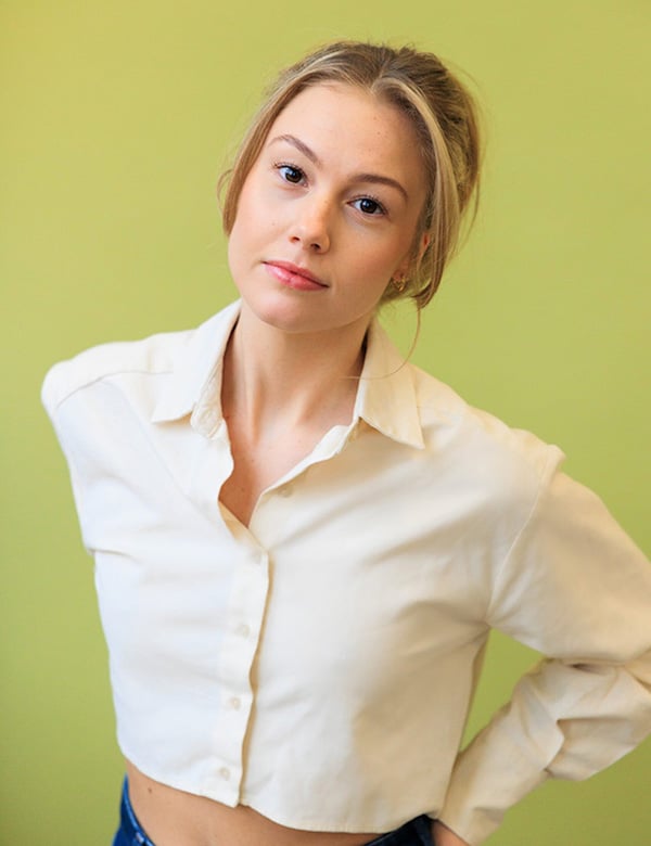 Vrouwelijk model met blond haar Soraya G.