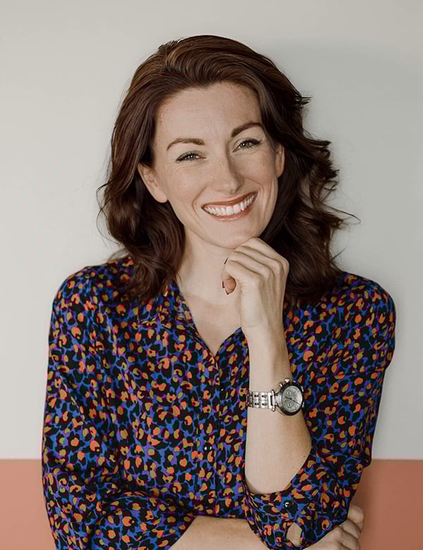 Vrouwelijk model met donker haar Arlette D.